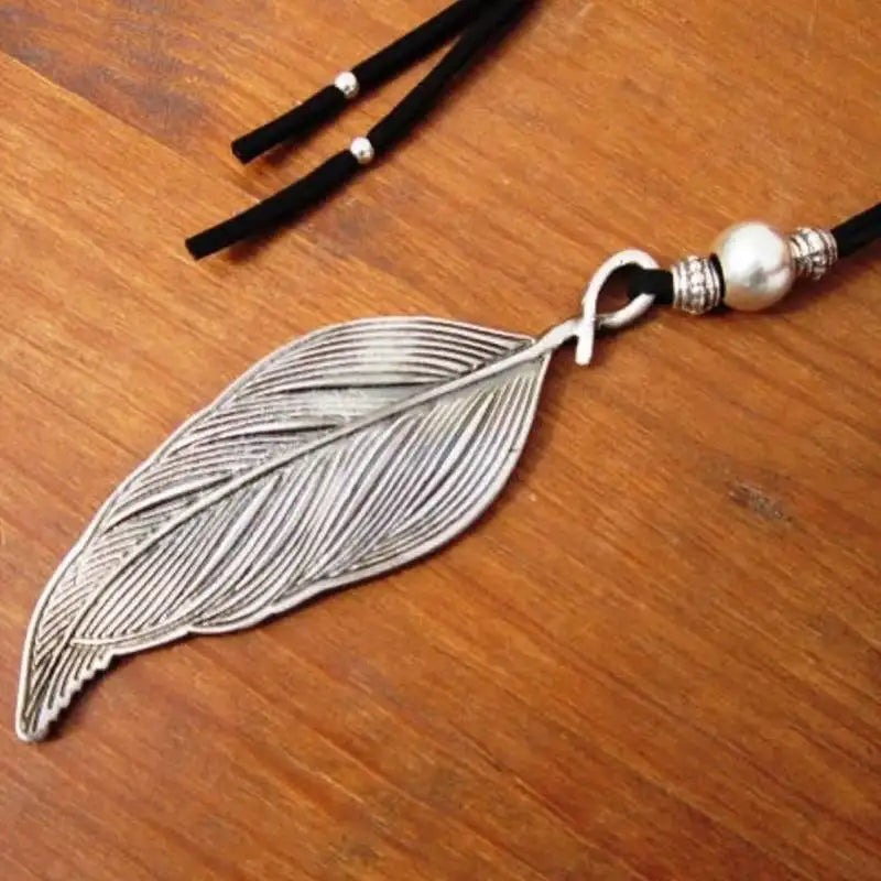Bohemian Feather & Leaf Pendant Necklace